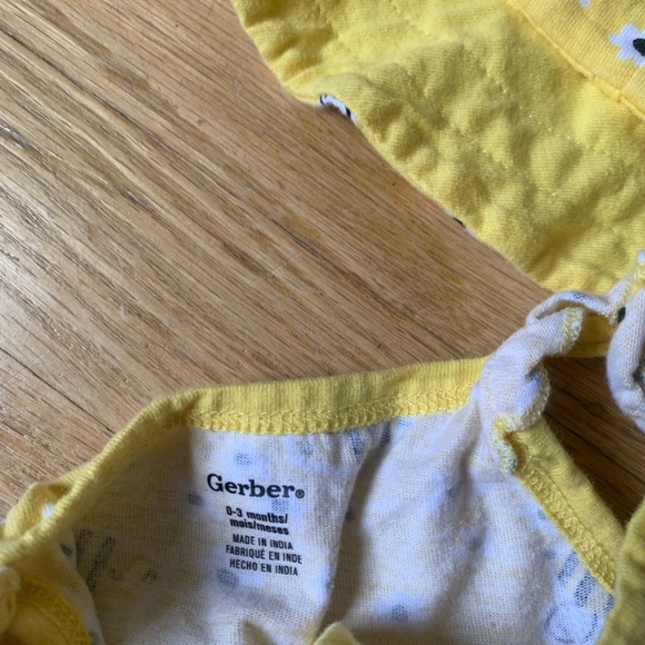 Sister or cousin matching sundresses, hats and bloomers - 6 piece lot - Picture 2 of 4